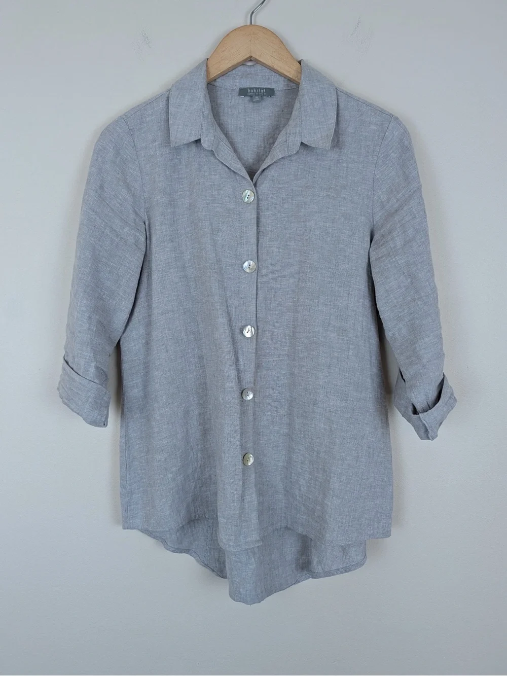 Habitat Clothing Shaped Linen Blend Roll-tab 3/4 Sleeve Shirt